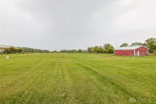 6880 Bard Rd, Tipp City, OH 45371 - Photo 31