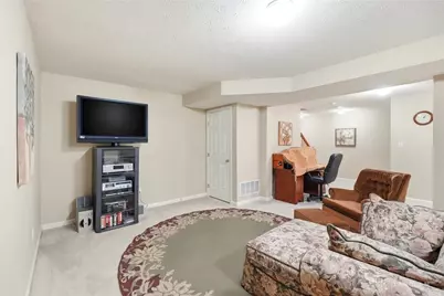 1386 Emily Beth Drive, Miamisburg, OH 45342 - Photo 53