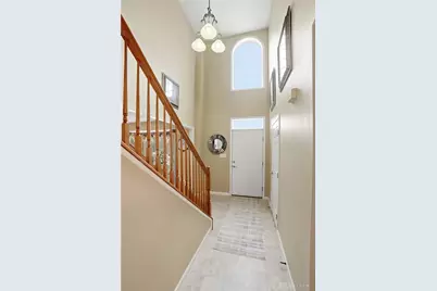 1386 Emily Beth Drive, Miamisburg, OH 45342 - Photo 7