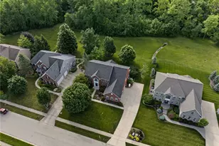 1050 Star Valley Ct, Centerville, OH 45458 - Photo 15