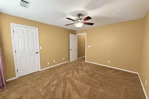 1820 Piper Ln, Centerville, OH 45440 - Photo 13