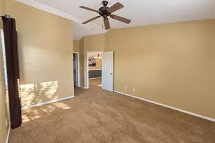 1820 Piper Ln, Centerville, OH 45440 - Photo 17