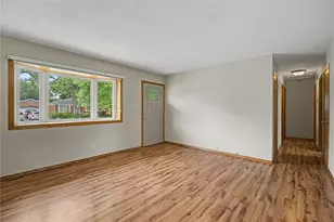 367 Hillhaven Dr, Dayton, OH 45449 - Photo 9