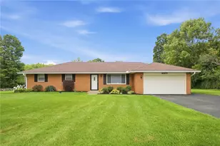 3977 Rexford Rd, Beavercreek, OH 45430 - Photo 1