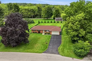 3977 Rexford Rd, Beavercreek, OH 45430 - Photo 3