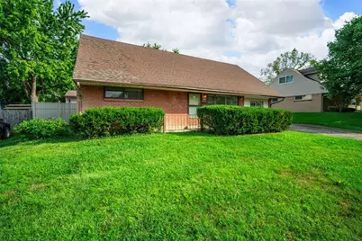 4867 Rittenhouse Drive, Huber Heights, OH 45424 - Photo 1