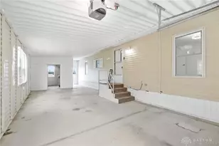 400 N, Medway, OH 45341 - Photo 33