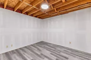 5373 Upper Valley Pike, Springfield, OH 45502 - Photo 41