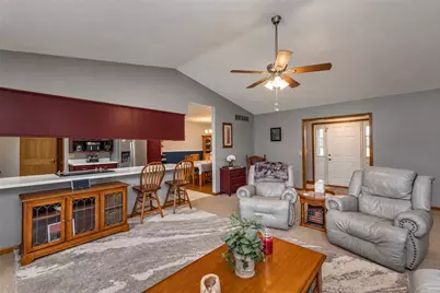 5373 Upper Valley Pike, Springfield, OH 45502 - Photo 9