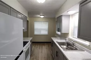 2800 Winwood Ave, Moraine, OH 45439 - Photo 11