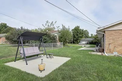 5753 Lily Lane, Dayton, OH 45414 - Photo 23