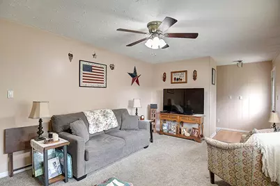 5753 Lily Lane, Dayton, OH 45414 - Photo 7