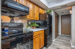 1330 Black Forest Dr, West Carrollton, OH 45449 - Photo 9
