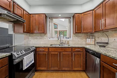 2180 Woodstock Court, Troy, OH 45373 - Photo 15