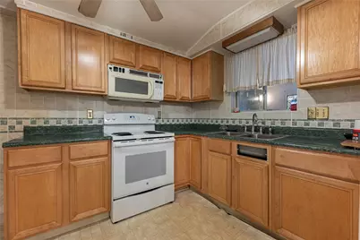 147 N Woodward Avenue, Dayton, OH 45417 - Photo 9