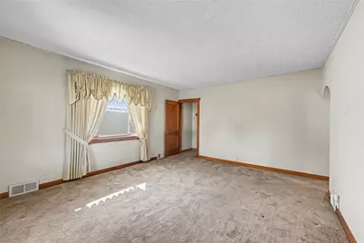 117 W Hill Street, Pleasant Hill, OH 45359 - Photo 5