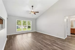 9037 Marquis Dr, Miamisburg, OH 45342 - Photo 3