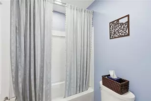 2379 Meadowgreen Dr, Beavercreek, OH 45431 - Photo 23