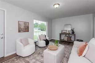 1013 W Lake Ave, New Carlisle, OH 45344 - Photo 9