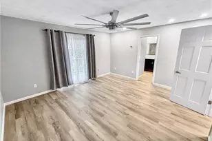 6800 Curtwood Dr, Tipp City, OH 45371 - Photo 15