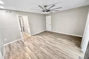 6800 Curtwood Dr, Tipp City, OH 45371 - Photo 17