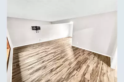 6800 Curtwood Drive, Tipp City, OH 45371 - Photo 7
