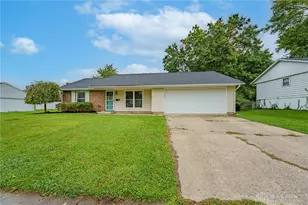 424 Gregory Ct, Lebanon, OH 45036 - Photo 1