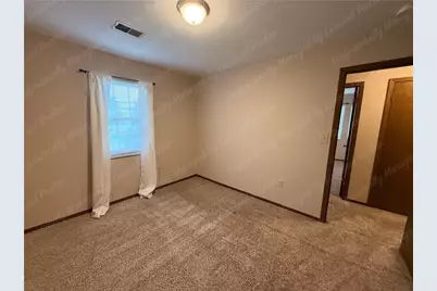 290 E Alex Bell Road #4, Centerville, OH 45459 - Photo 21