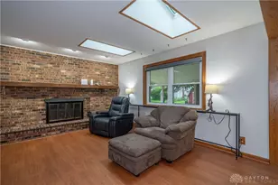 1874 Willowgreen Dr, Beavercreek, OH 45432 - Photo 9
