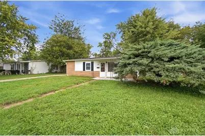800 N Scott Street, New Carlisle, OH 45344 - Photo 3