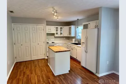 5251 Mallet Club Drive, Dayton, OH 45439 - Photo 7