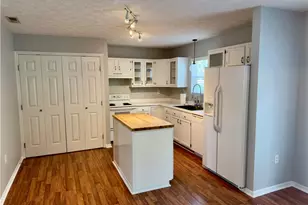 5251 Mallet Club Dr, Dayton, OH 45439 - Photo 7