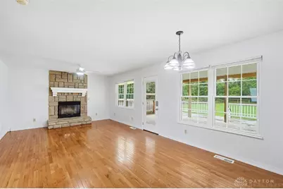 6265 Middleboro Road, Blanchester, OH 45107 - Photo 9