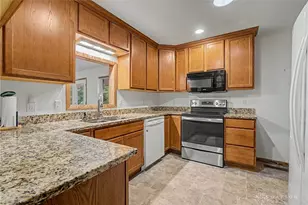 5748 Mallard Dr, Huber Heights, OH 45424 - Photo 19