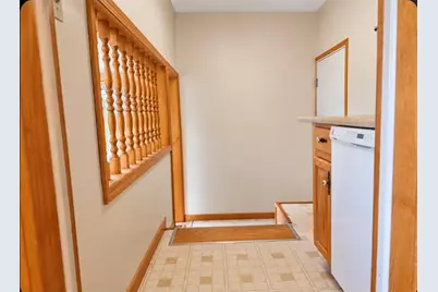 5784 Enright Avenue, Riverside, OH 45431 - Photo 11