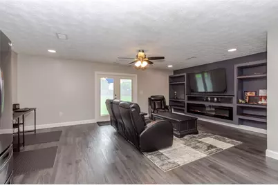 7290 Eyler Drive, Springboro, OH 45066 - Photo 9