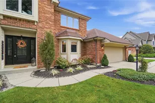 2091 Canterbury Ct, Troy, OH 45373 - Photo 9