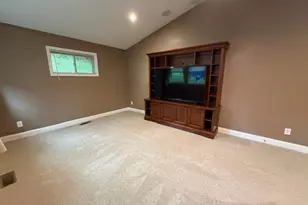 1232 Holly Dr, Springfield, OH 45504 - Photo 63