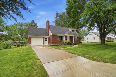 136 E Ridgeway Drive, Centerville, OH 45459 - Photo 3