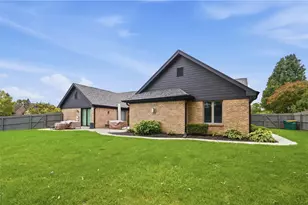 1665 Haley Dr, Washington Twp, OH 45458 - Photo 45