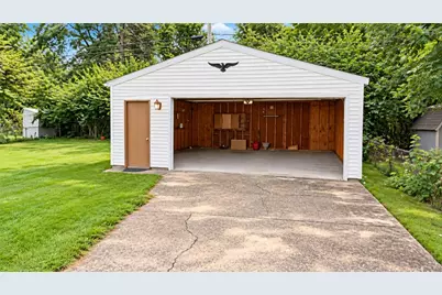 5060 Lauderdale Drive, Moraine, OH 45439 - Photo 11