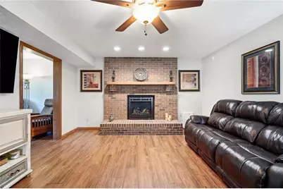 10525 Frederick Pike, Vandalia, OH 45377 - Photo 17