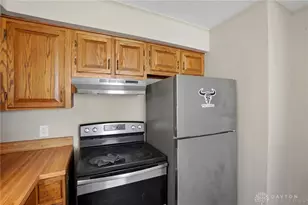 702 Allenwood Ct, Dayton, OH 45420 - Photo 3