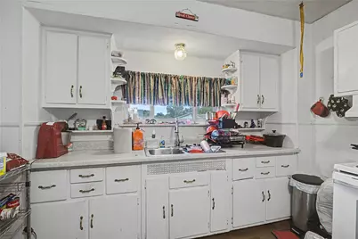 8802 Pine Road, Sycamore Township, OH 45242 - Photo 11