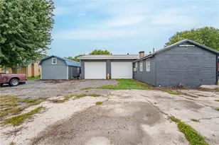 112 N Main St, Laura, OH 45337 - Photo 15