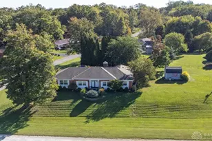 4995 Meadowcrest Ln, New Paris, OH 45347 - Photo 5