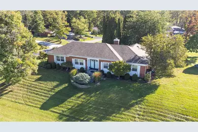 4995 Meadowcrest Lane, New Paris, OH 45347 - Photo 3