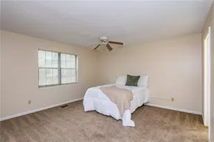 8495 Woodgrove Dr, Washington Twp, OH 45458 - Photo 21