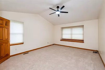 7825 Belle Plain Drive, West Carrollton, OH 45424 - Photo 19