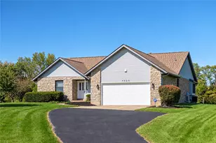 7825 Belle Plain Dr, Huber Heights, OH 45424 - Photo 1